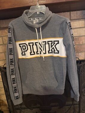 PINK Victoria's Secret Gray Turtleneck Pullover with White and Yellow Accents